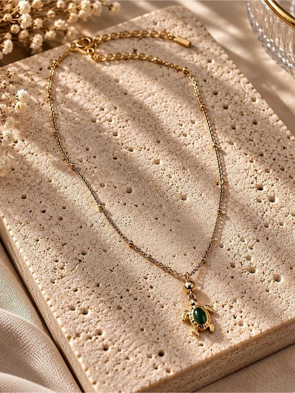 Stainless steel Turtle Pendant Necklace in Gold & Green  New